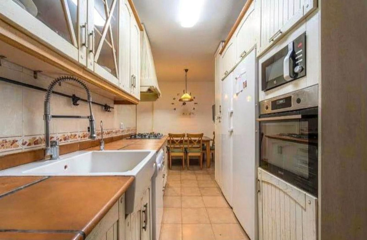 Appartement met 3 slaapkamers en 2 badkamers in Las Lagunas in Las Lagunas - foto 4