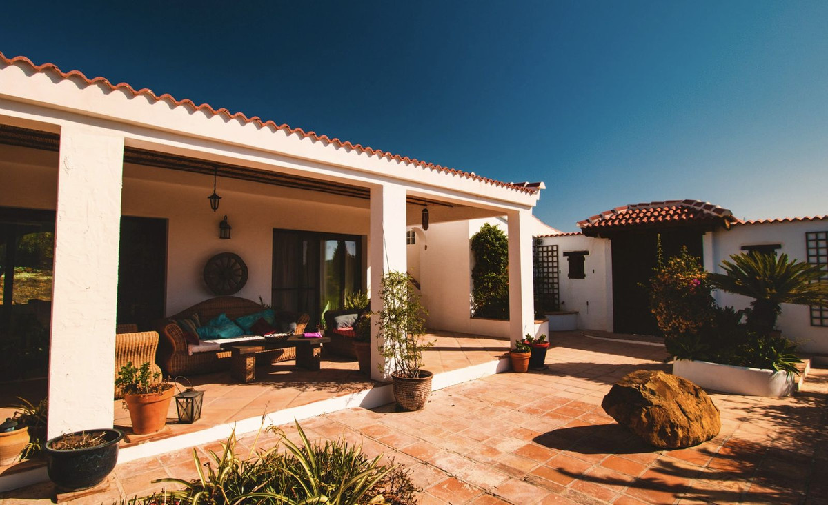 Finca met 4 slaapkamers in Almogía in Almogía - foto 11