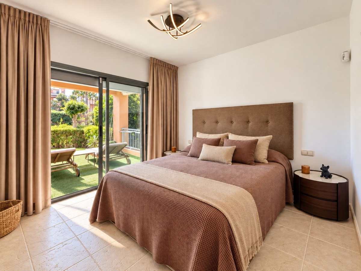 2 bedroom Apartment in Estepona in Estepona - foto 16