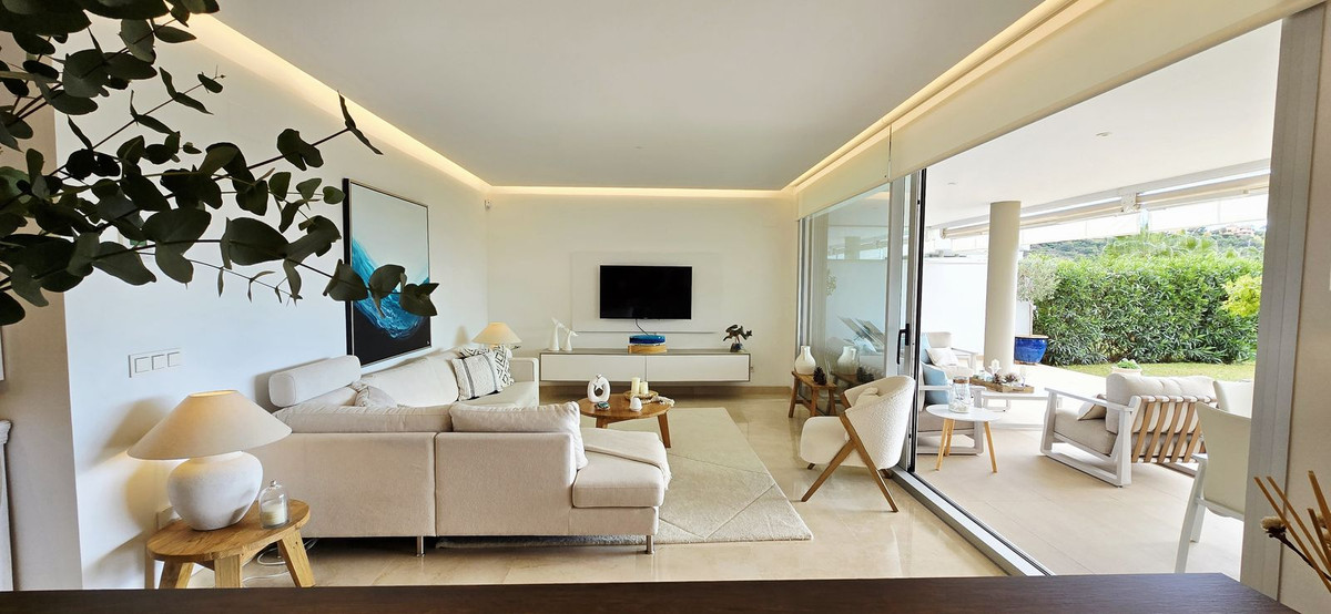 Drie-slaapkamer appartement in Los Arqueros in Los Arqueros - foto 5