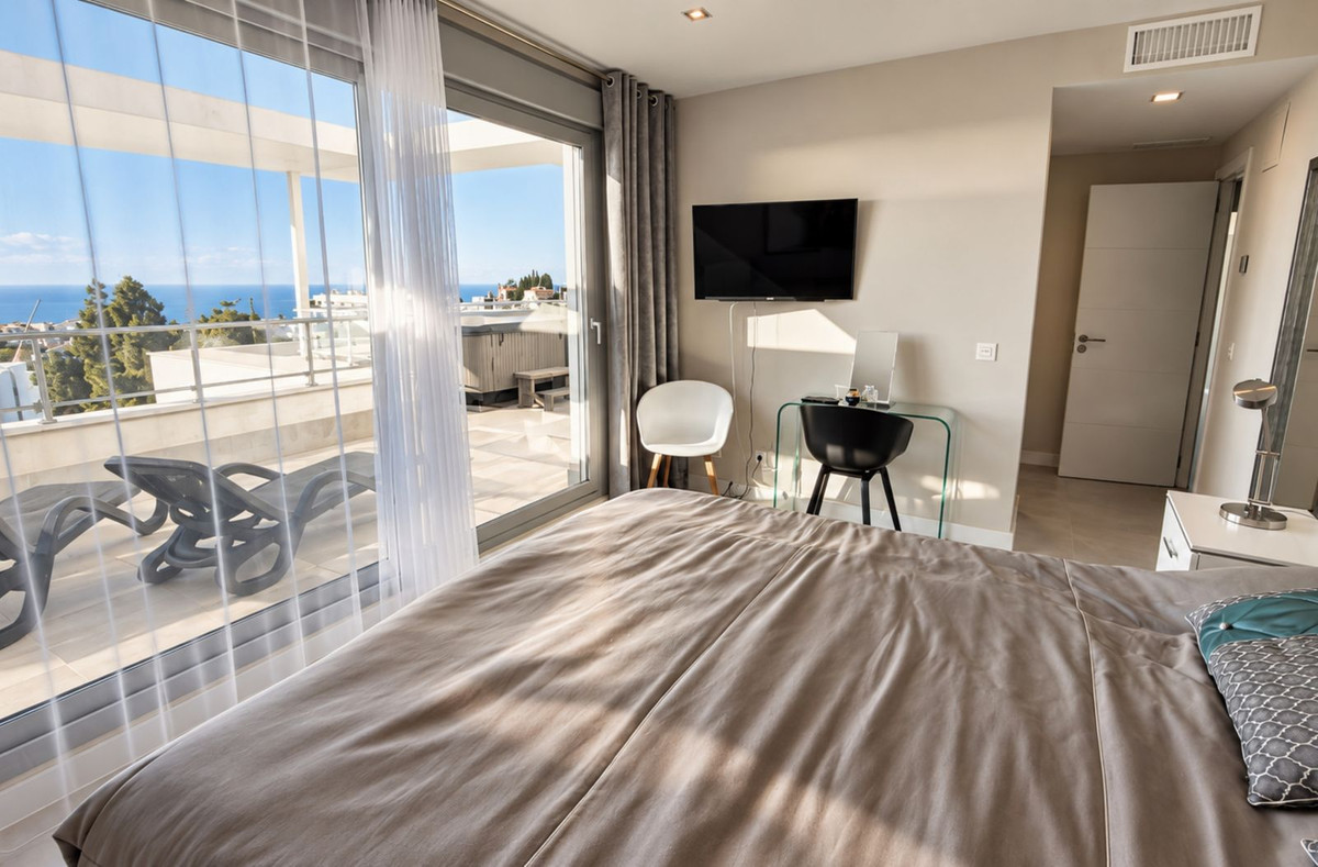Penthouse met 3 slaapkamers en 163,29 m² privé terrassen in Las Lagunas, Málaga in Las Lagunas - foto 15