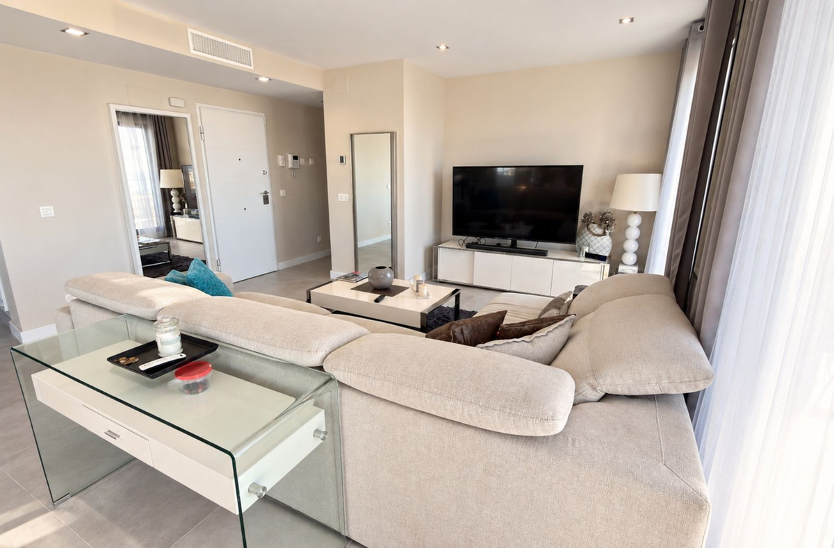 Penthouse met 3 slaapkamers en 163,29 m² privé terrassen in Las Lagunas, Málaga in Las Lagunas - foto 8