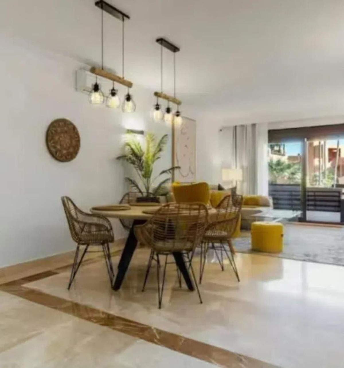 Gelijkvloers appartement met 2 slaapkamers in Estepona in Estepona - foto 9