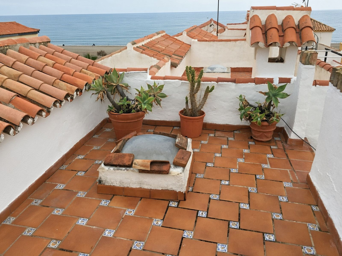 Stadswoning met 4 slaapkamers in Casares Playa in Casares Playa - foto 14