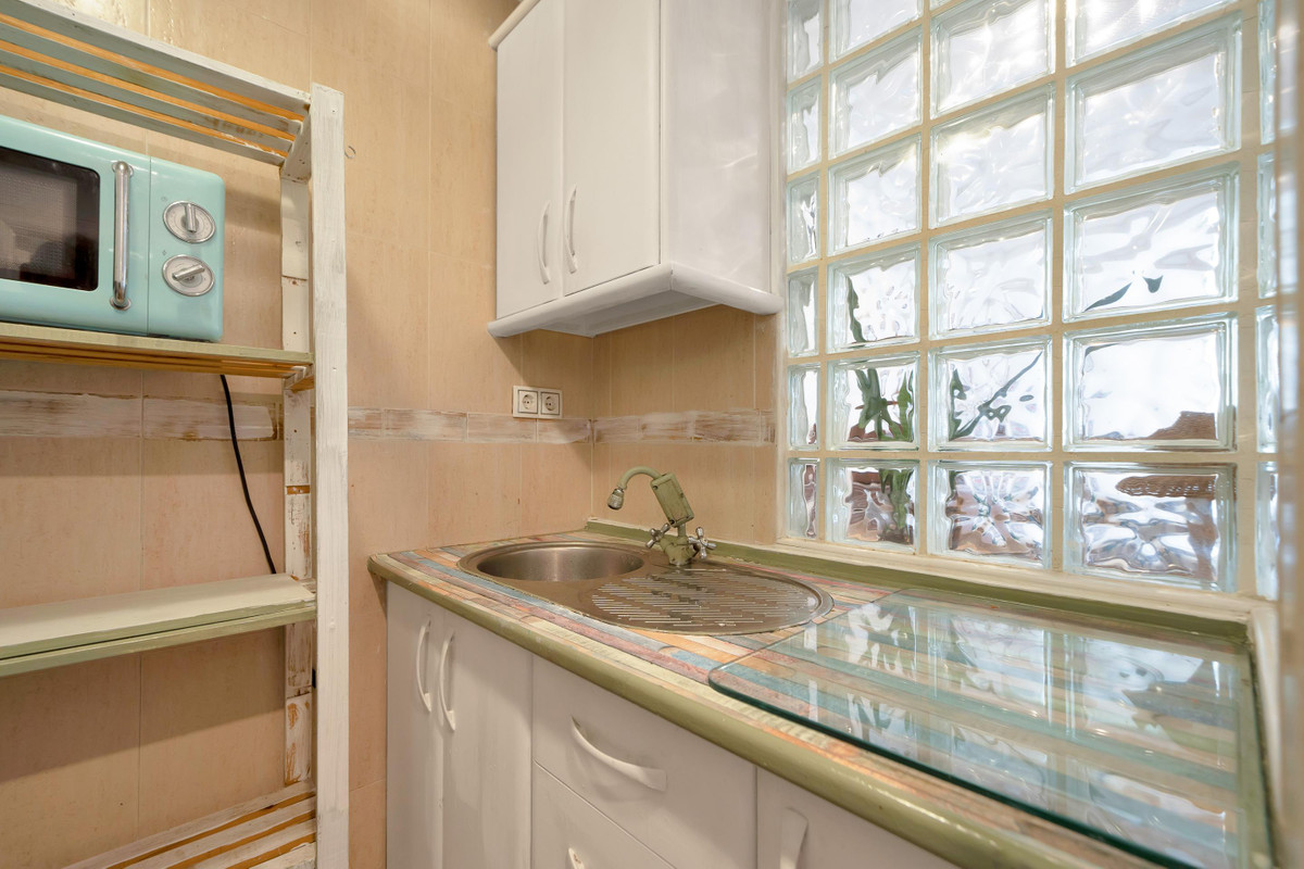 1 bedroom Apartment in Marbella in Marbella - foto 14