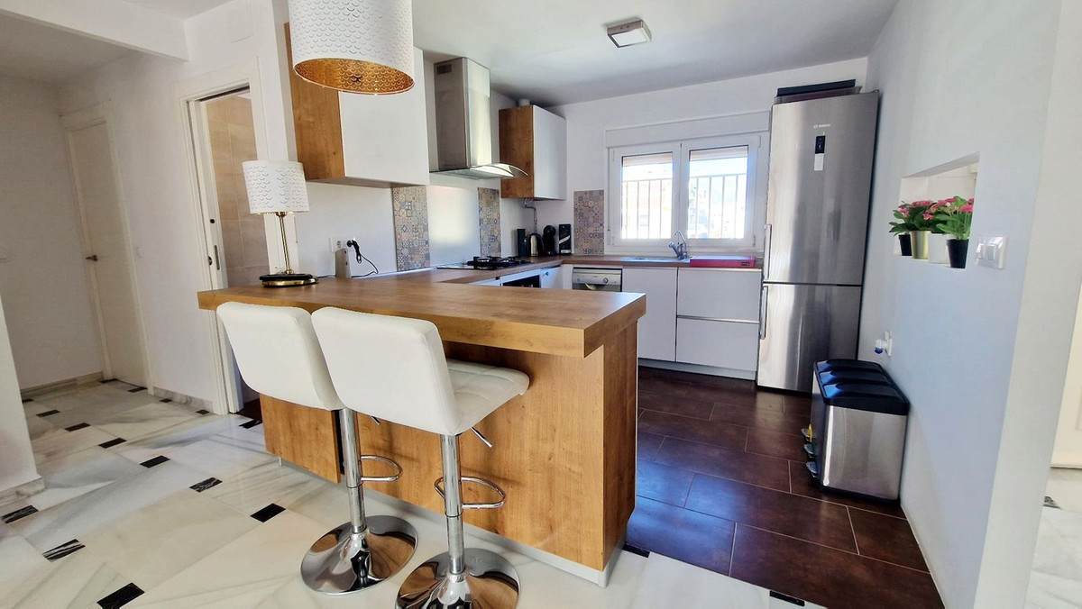 3 bedroom Apartment in Fuengirola in Fuengirola - foto 2