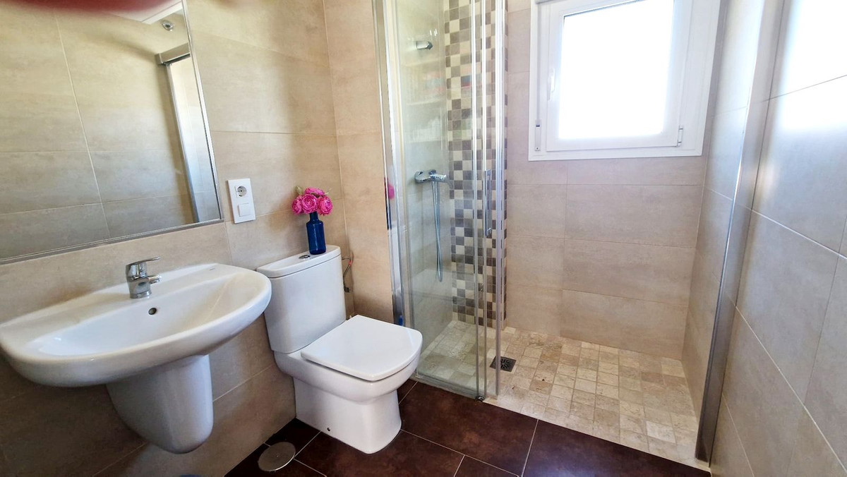 3 bedroom Apartment in Fuengirola in Fuengirola - foto 17