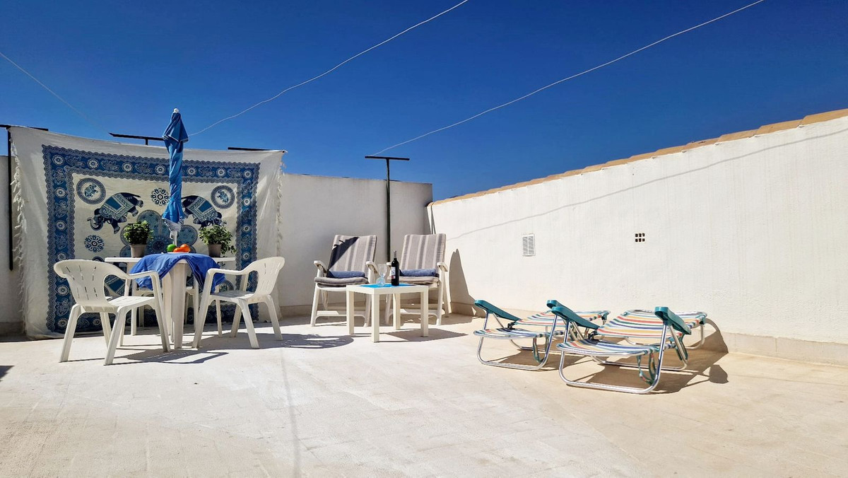 3 bedroom Apartment in Fuengirola in Fuengirola - foto 19