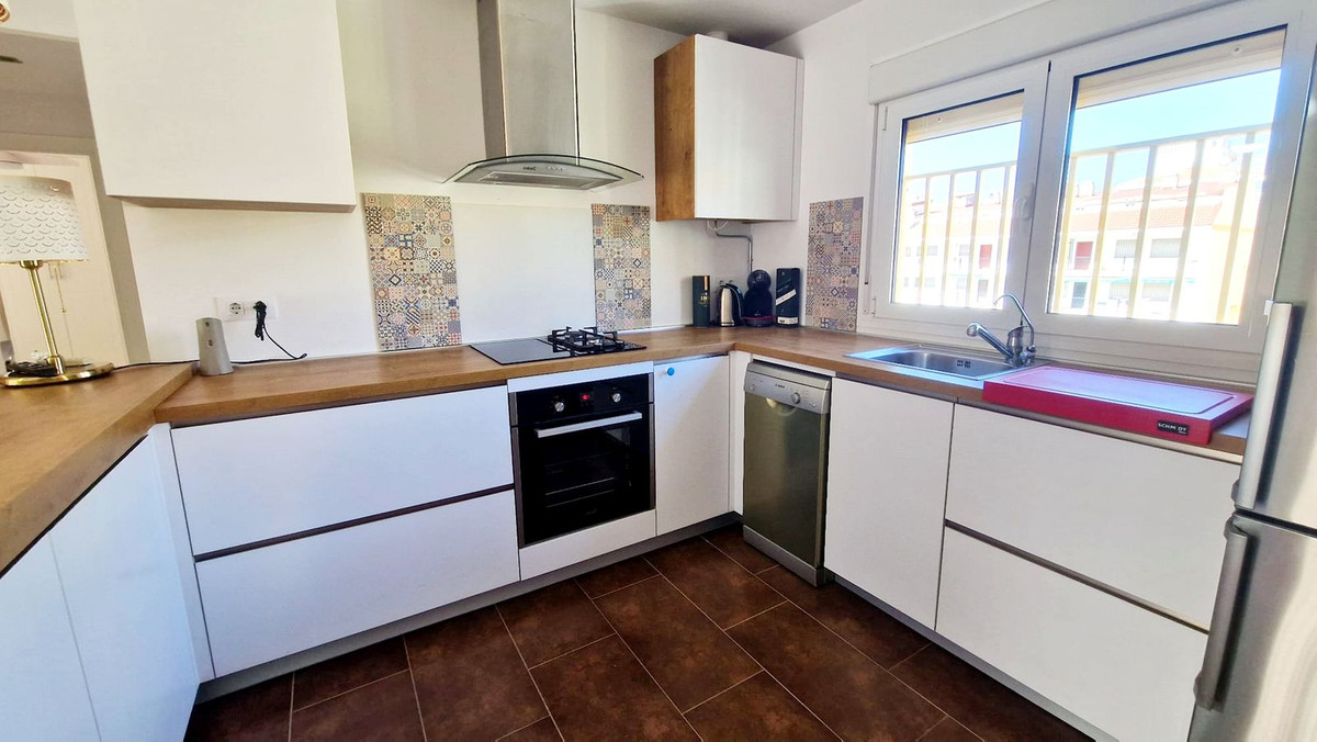 3 bedroom Apartment in Fuengirola in Fuengirola - foto 3