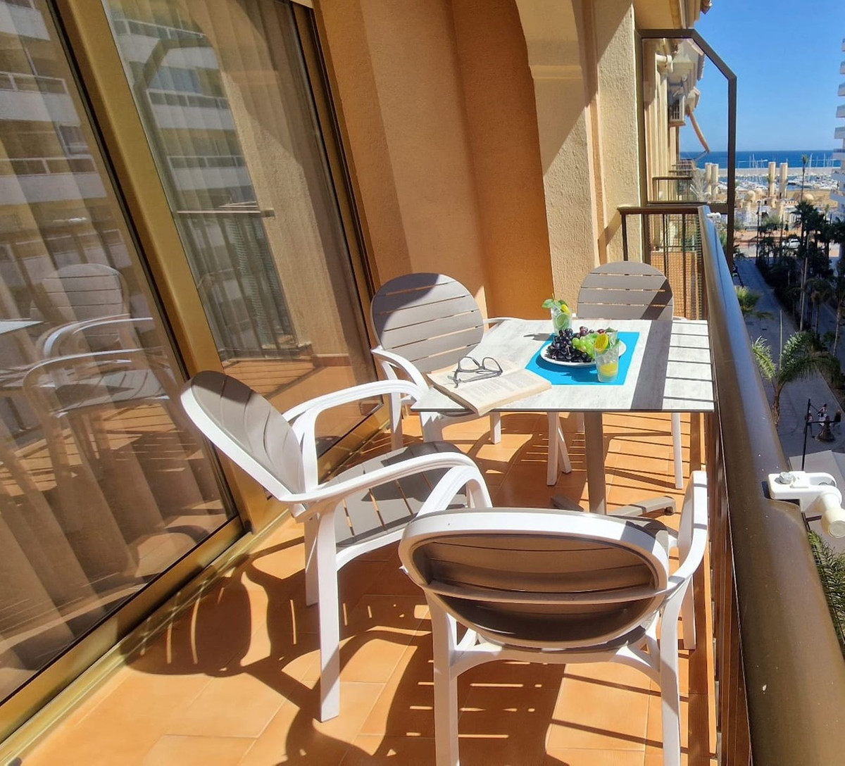 3 bedroom Apartment in Fuengirola in Fuengirola - foto 5