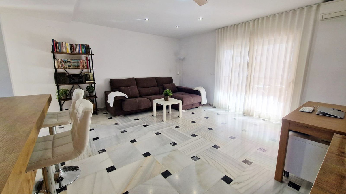 3 bedroom Apartment in Fuengirola in Fuengirola - foto 7