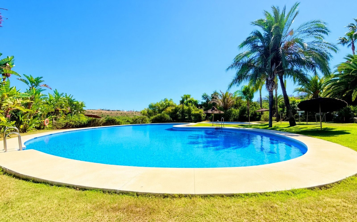 Twee-slaapkamerappartement in Casares in Casares - foto 16