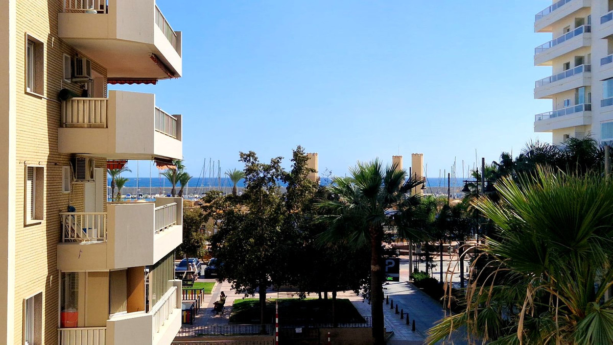 Appartement met drie slaapkamers in Fuengirola in Fuengirola - foto 2