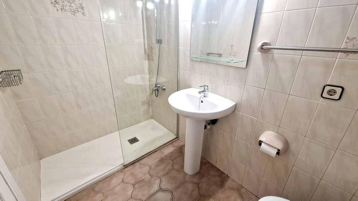 Appartement met drie slaapkamers in Fuengirola in Fuengirola - foto 16