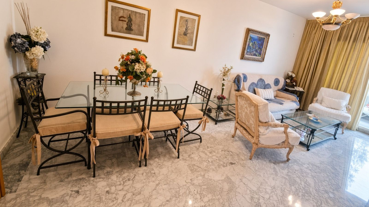 3 bedroom Apartment in Marbella in Marbella - foto 5