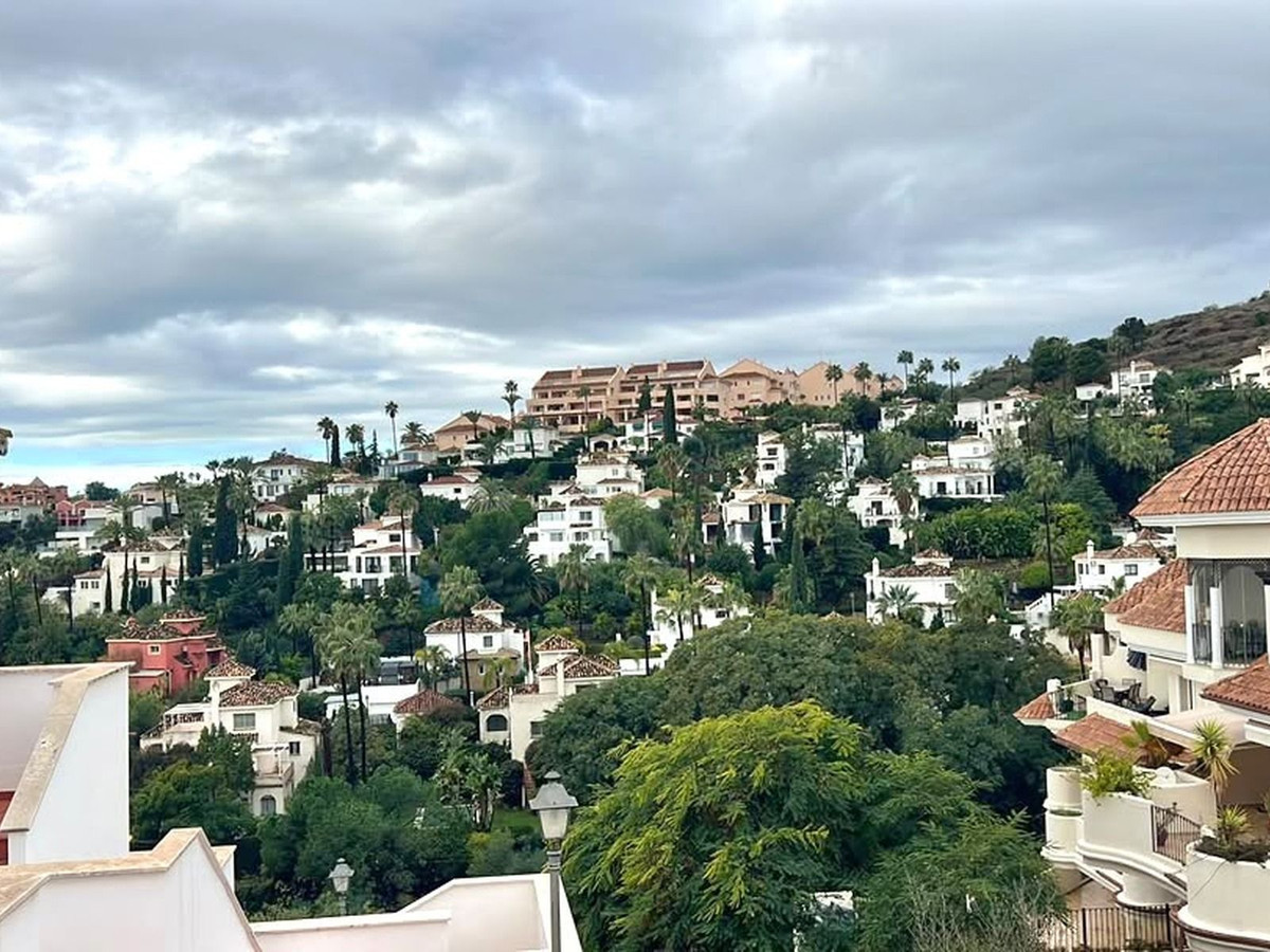 Drie-slaapkamer duplex in Aloha Royal, Nueva Andalucía, Marbella in Nueva Andalucía - foto 8