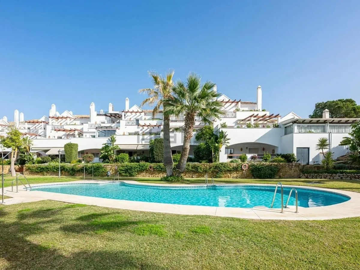 Drie-slaapkamer duplex in Aloha Royal, Nueva Andalucía, Marbella in Nueva Andalucía - foto 9