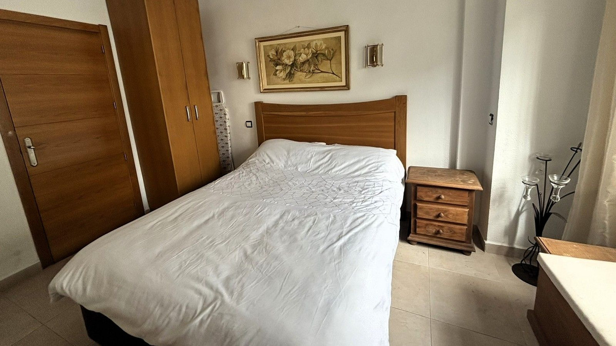2 bedroom Apartment in Calahonda in Calahonda - foto 11