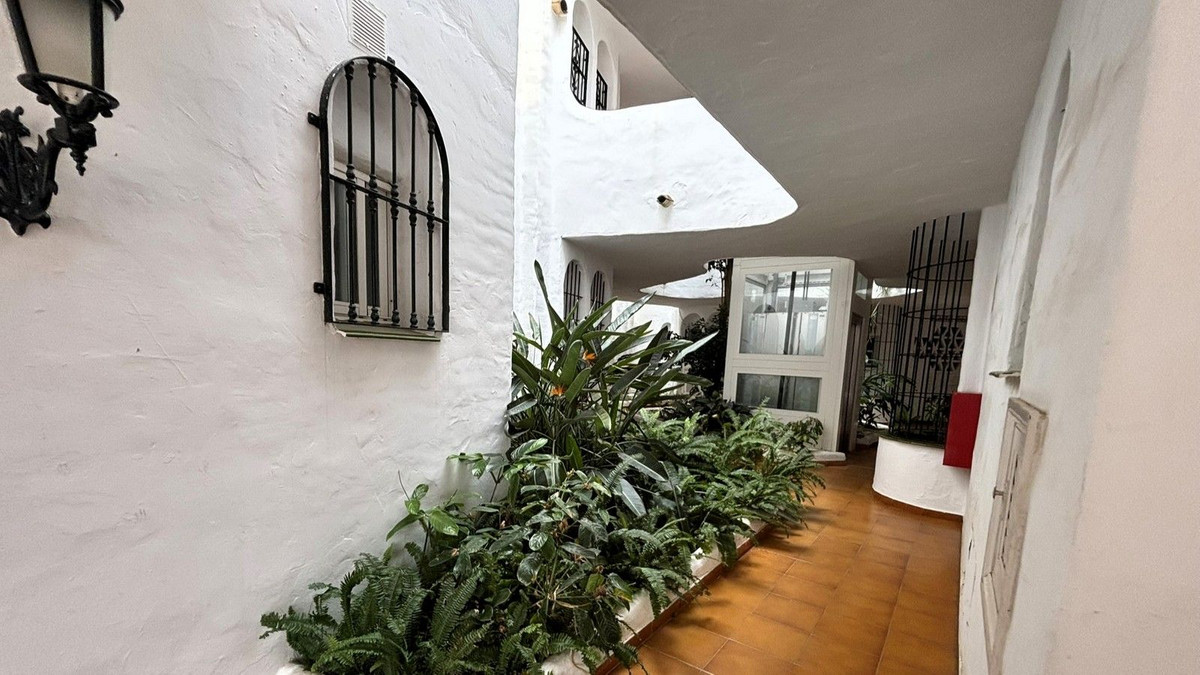 2 bedroom Apartment in Calahonda in Calahonda - foto 18
