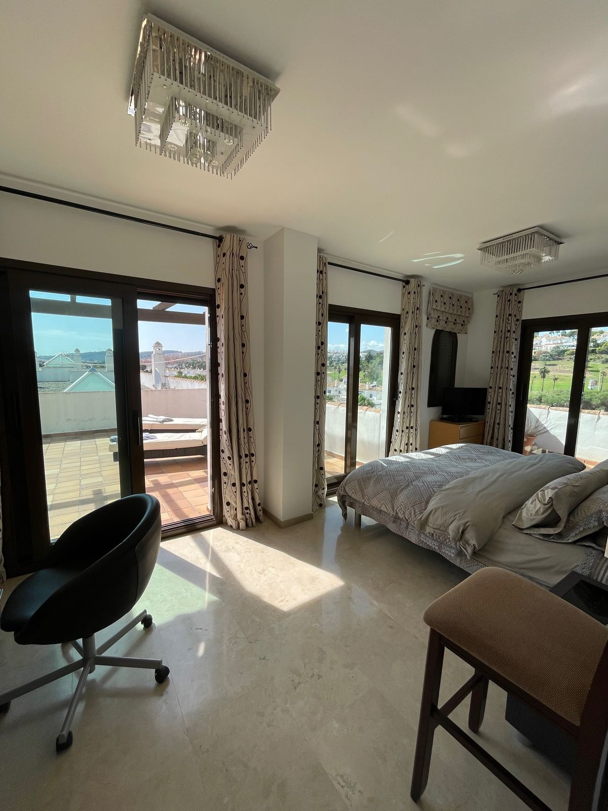 3 bedroom Apartment in La Duquesa - foto 11