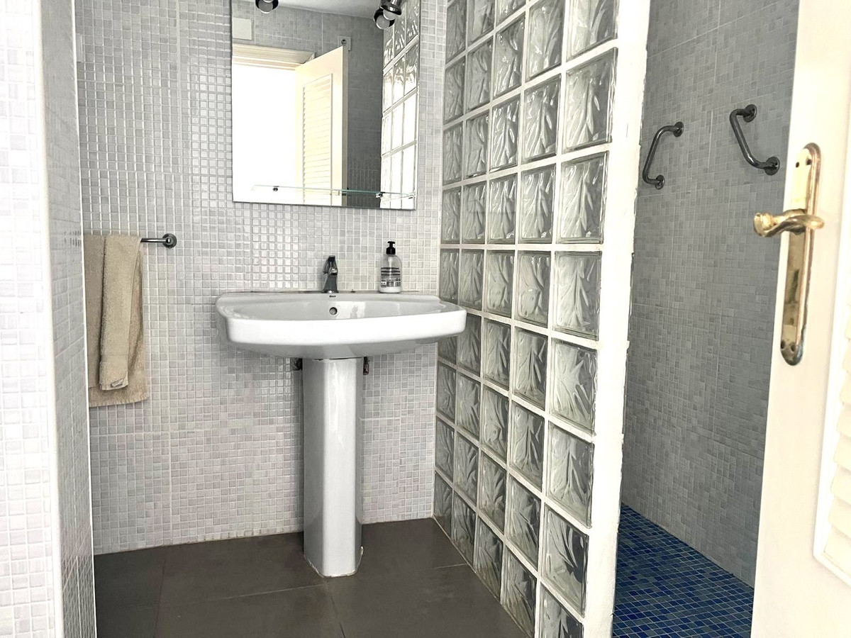 Appartement met 2 slaapkamers in Fuengirola in Fuengirola - foto 9