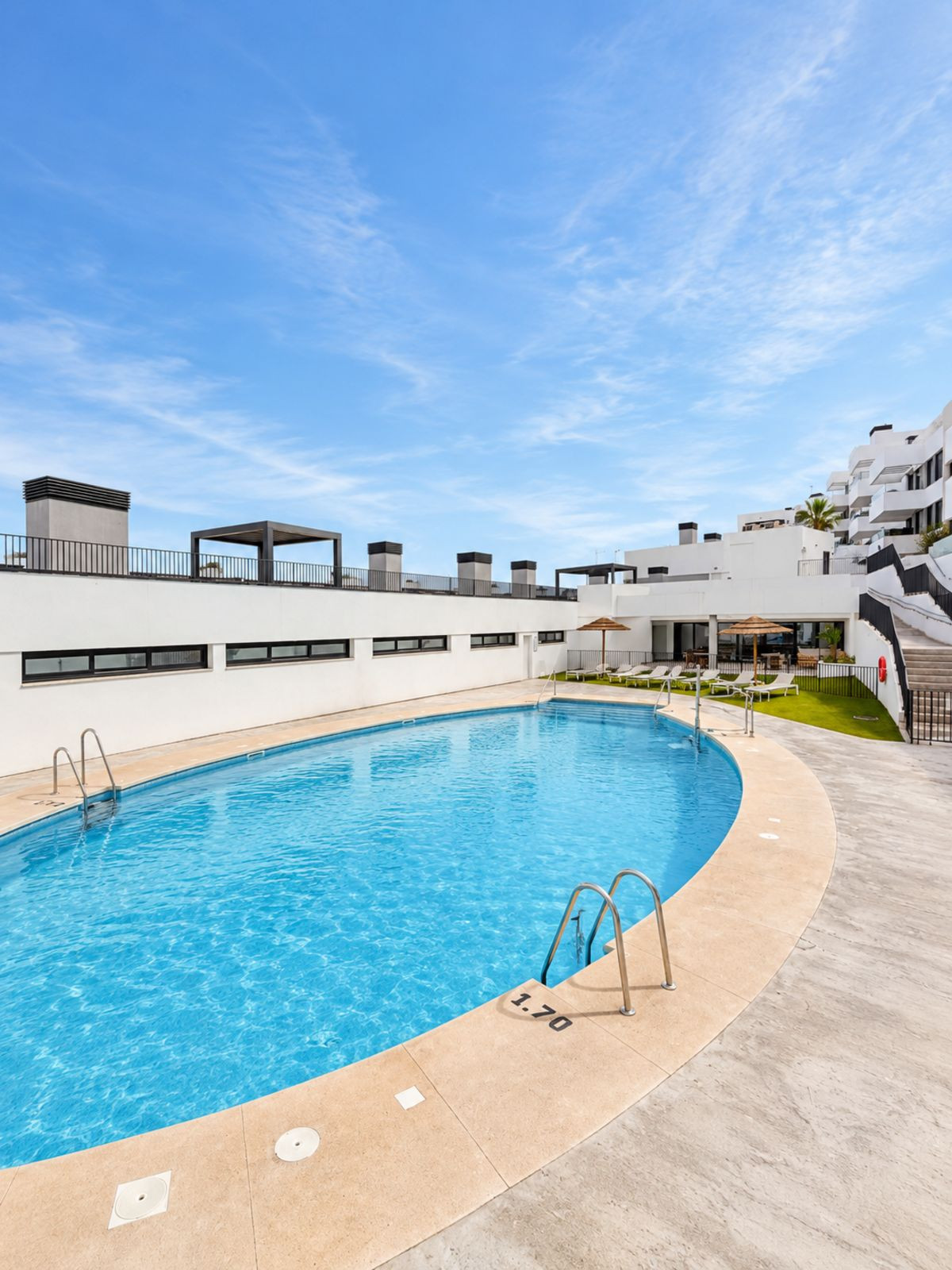 Nieuwbouwappartement in Estepona – 10 minuten lopen naar centrum en strand in Estepona - foto 2