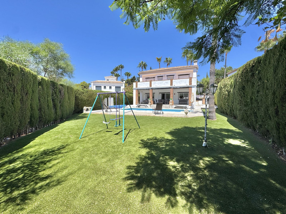 4 bedroom House in Calahonda in Calahonda - foto 3