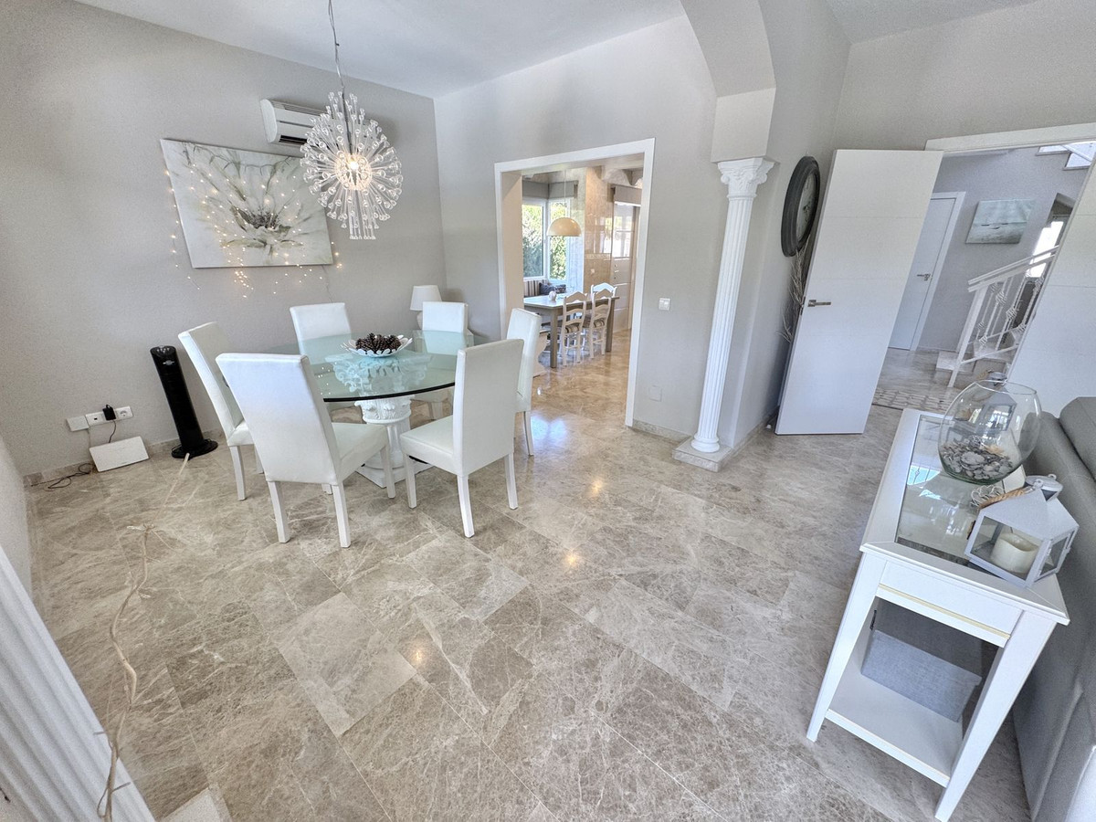 4 bedroom House in Calahonda in Calahonda - foto 10