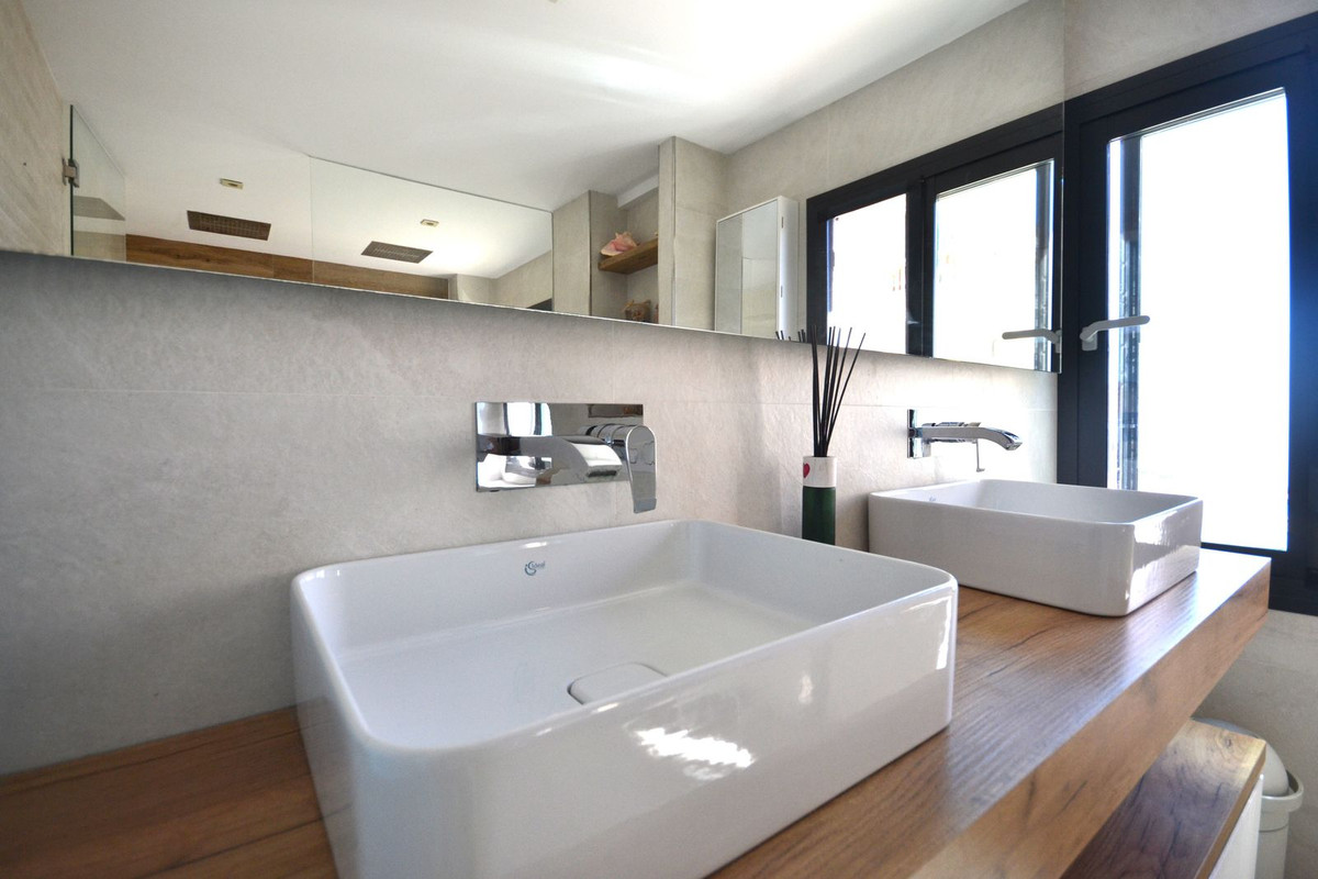 4-slaapkamer appartement in Torremolinos met zeezicht nabij La Carihuela in Torremolinos - foto 13