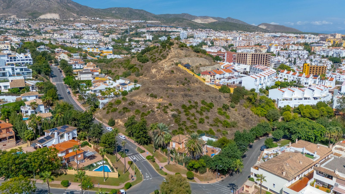 Plot in Torrequebrada in Torrequebrada - foto 17