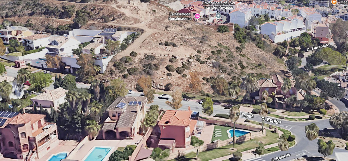 Plot in Torrequebrada in Torrequebrada - foto 4
