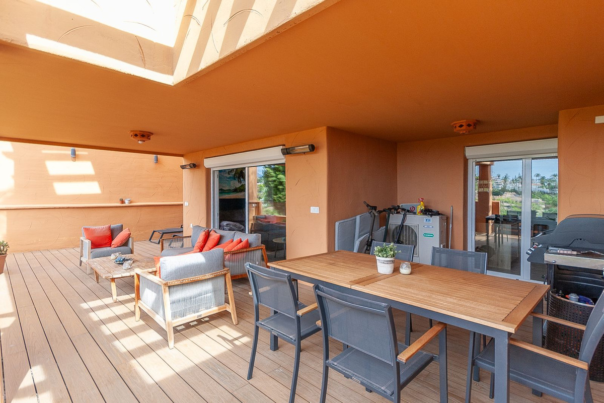 Gerenoveerd 3-slaapkamer appartement op begane grond in Elviria, Marbella in Elviria - foto 3