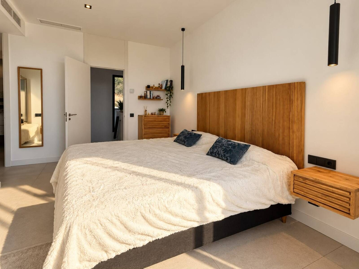Drie-slaapkamer penthouse in Los Monteros in Los Monteros - foto 12