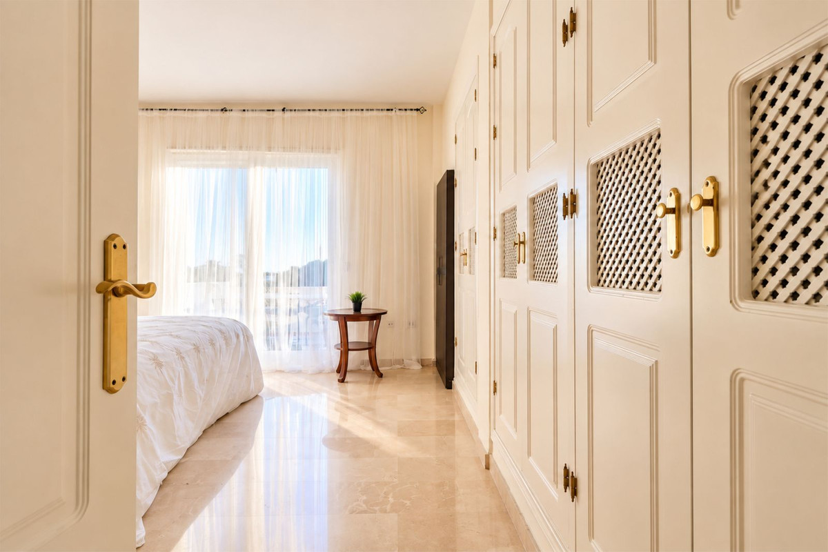 Drie-slaapkamer appartement in Cabopino in Cabopino - foto 4