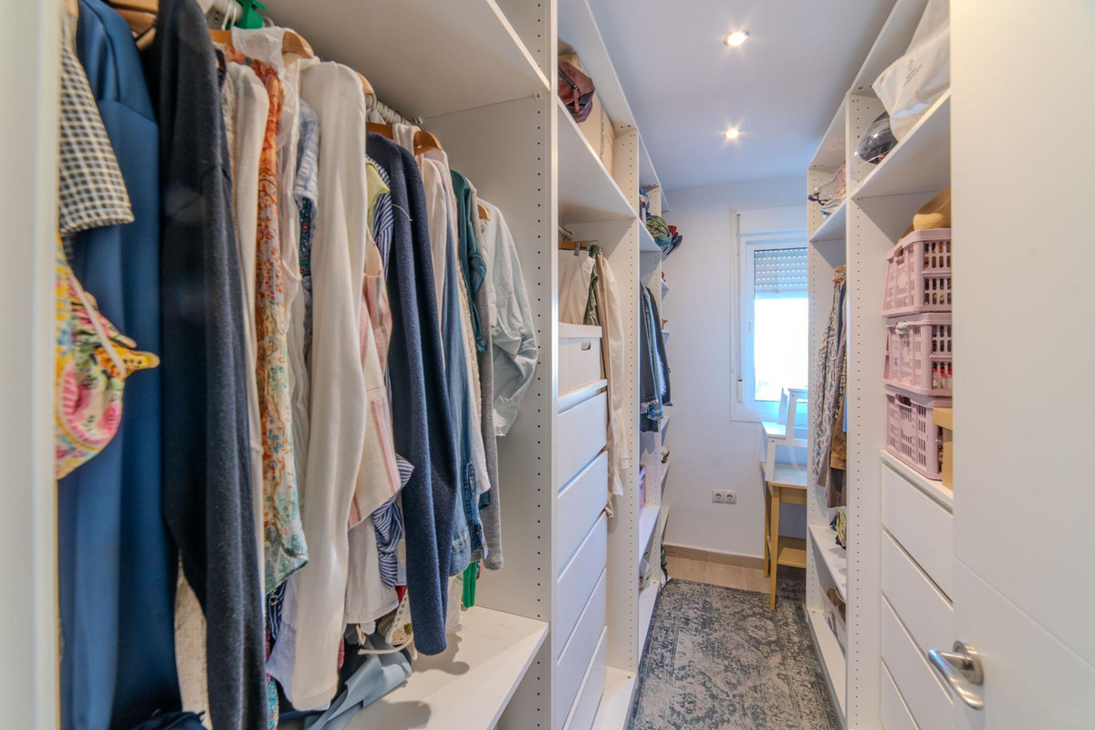 Drie-slaapkamerappartement in Málaga in Málaga - foto 12
