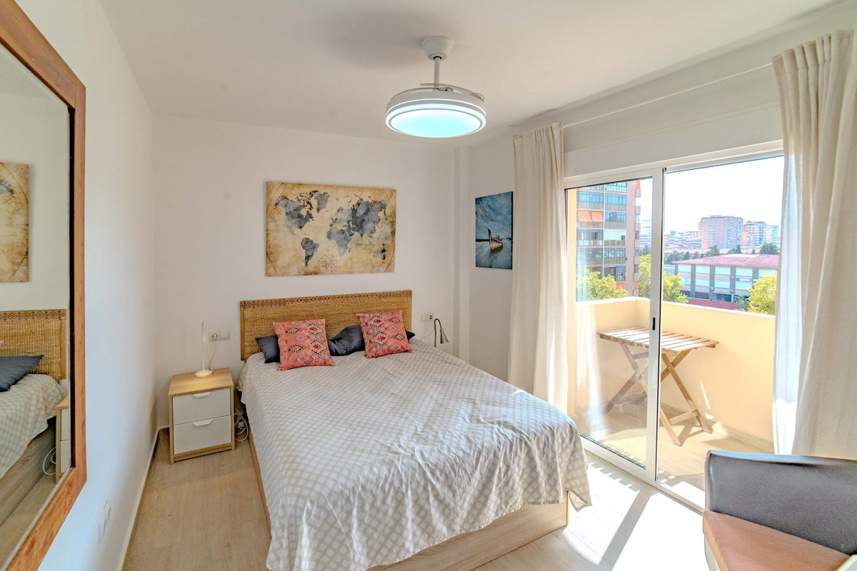 Drie-slaapkamerappartement in Málaga in Málaga - foto 14