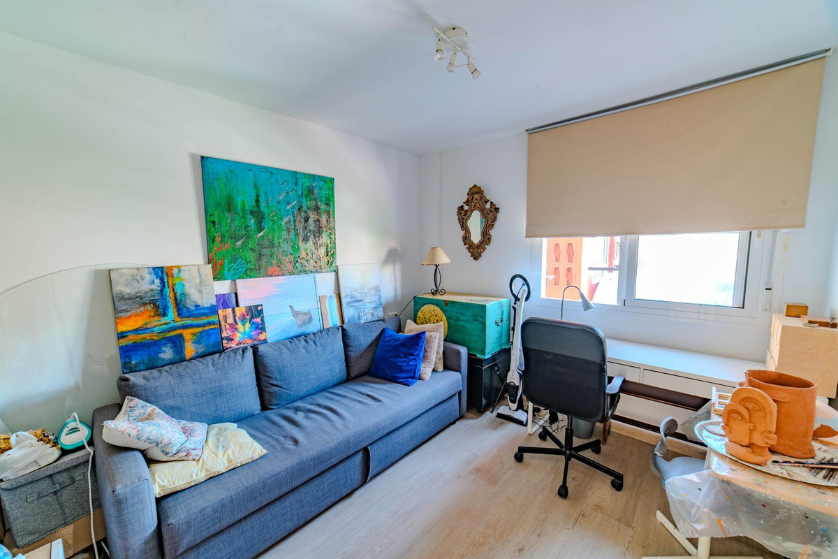 Drie-slaapkamerappartement in Málaga in Málaga - foto 16