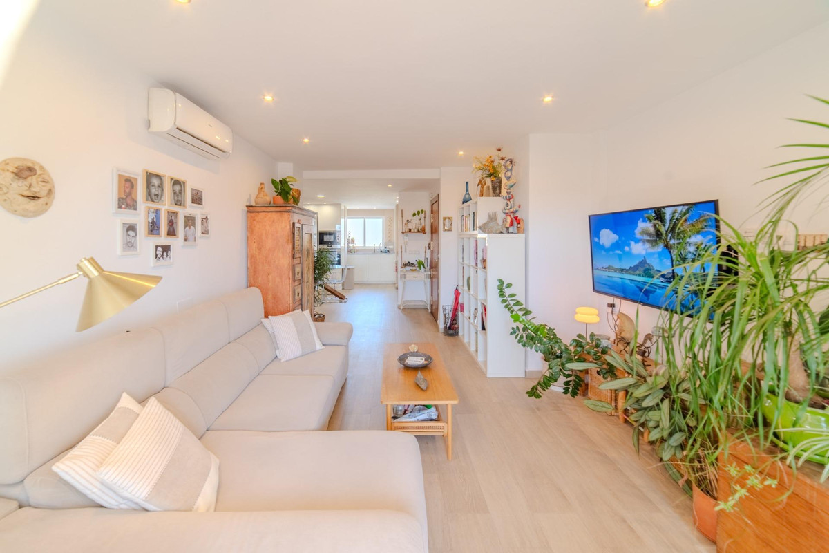 Drie-slaapkamerappartement in Málaga in Málaga - foto 3
