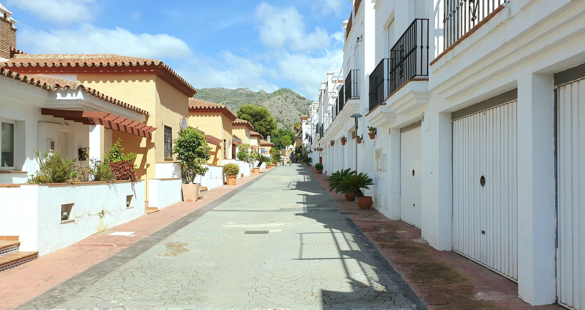Appartement met 2 slaapkamers in Nerja in Nerja - foto 5