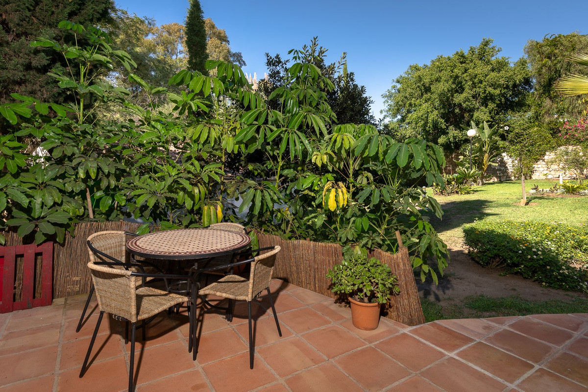 Gerenoveerde 2-slaapkamer-stadshuis in Artola Baja, Cabopino in Cabopino - foto 16
