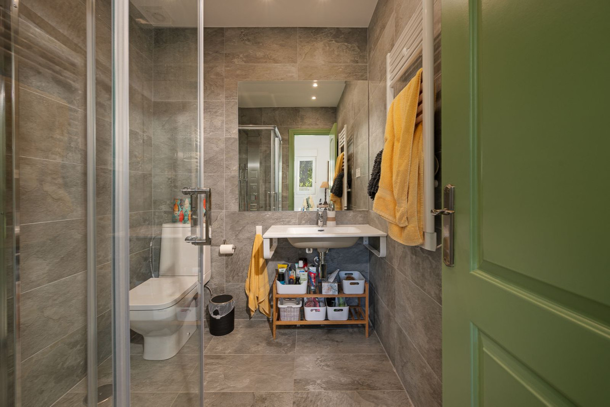 Gerenoveerde 2-slaapkamer-stadshuis in Artola Baja, Cabopino in Cabopino - foto 7