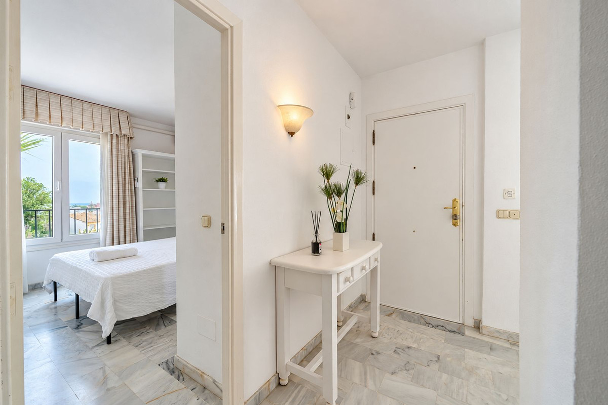 2-slaapkamer penthouse met panoramisch zee- en Gibraltar-uitzicht in Reserva de Marbella in Reserva de Marbella - foto 19