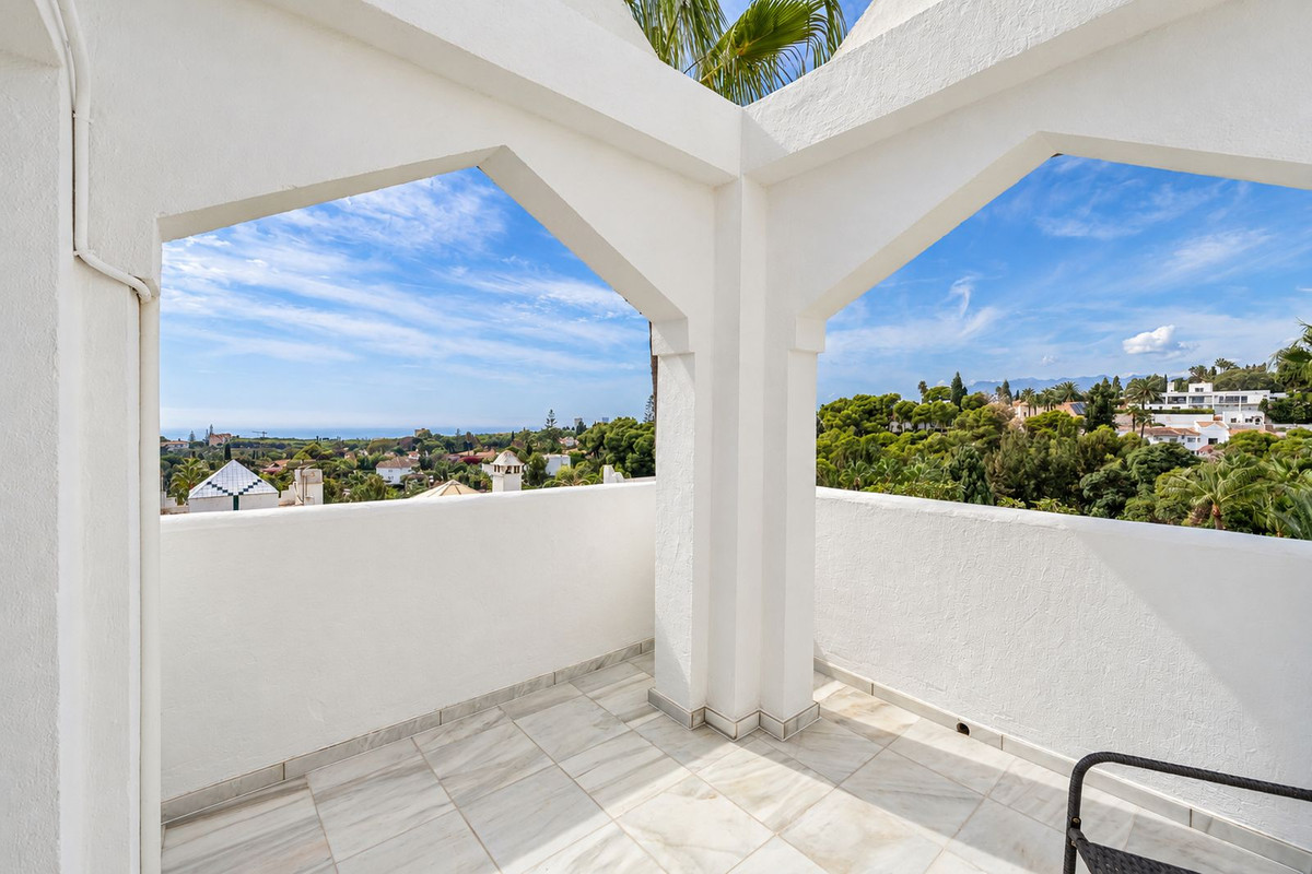 2-slaapkamer penthouse met panoramisch zee- en Gibraltar-uitzicht in Reserva de Marbella in Reserva de Marbella - foto 9