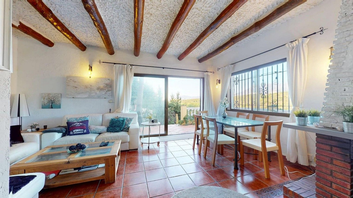 Villa Mimosa in El Rosario, Marbella – 3 slaapkamers, zwembad in El Rosario - foto 3