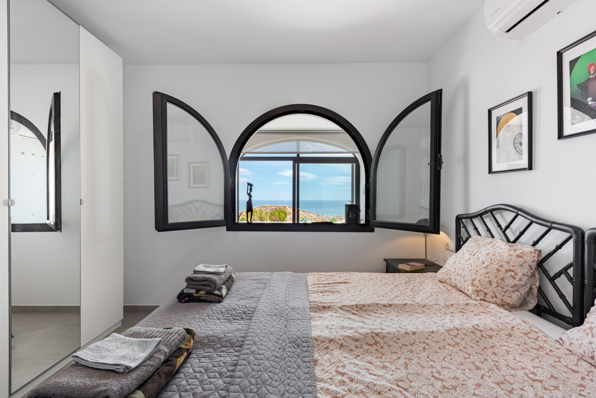 Twee-slaapkamer appartement in Riviera del Sol met uitzicht op zee in Riviera del Sol - foto 4