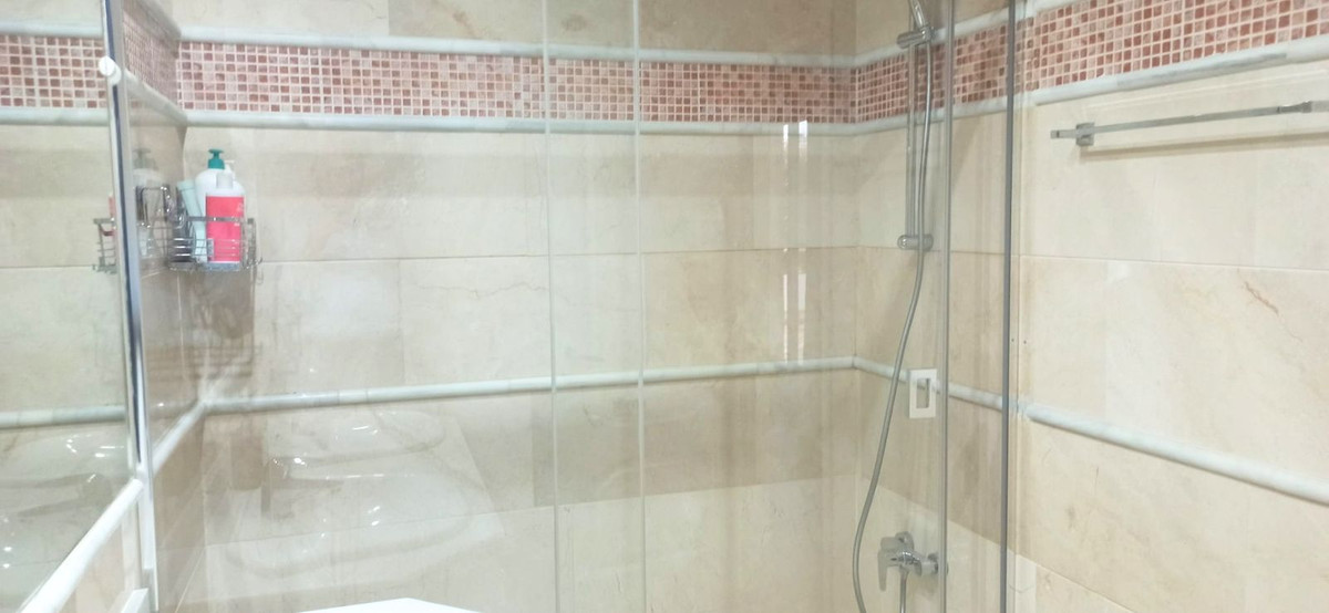 Appartement met twee slaapkamers in Nueva Andalucía in Nueva Andalucía - foto 11