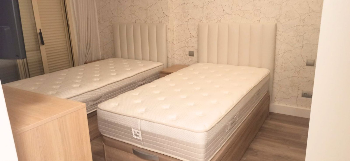 Appartement met twee slaapkamers in Nueva Andalucía in Nueva Andalucía - foto 14