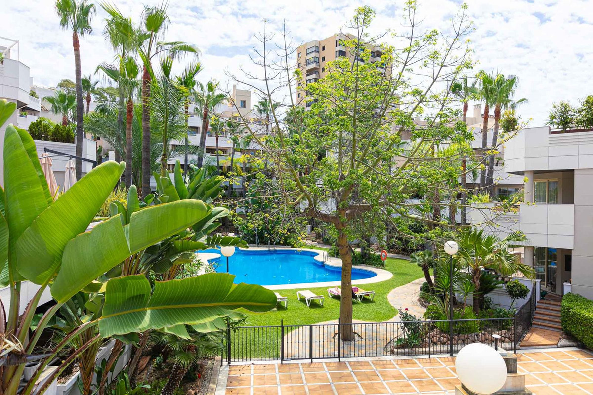 Appartement met twee slaapkamers in Nueva Andalucía in Nueva Andalucía - foto 19