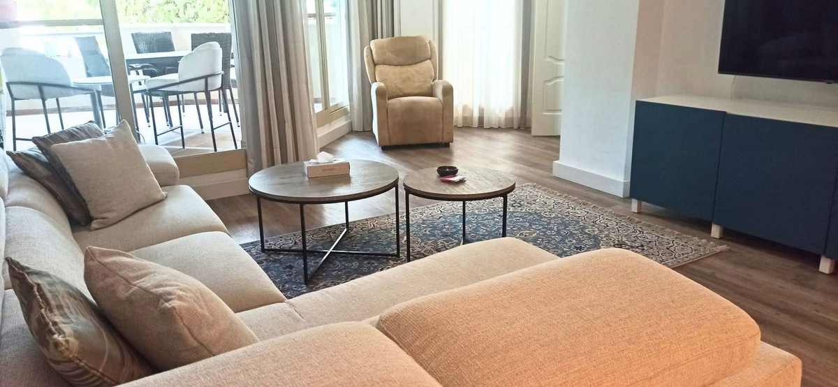 Appartement met twee slaapkamers in Nueva Andalucía in Nueva Andalucía - foto 3