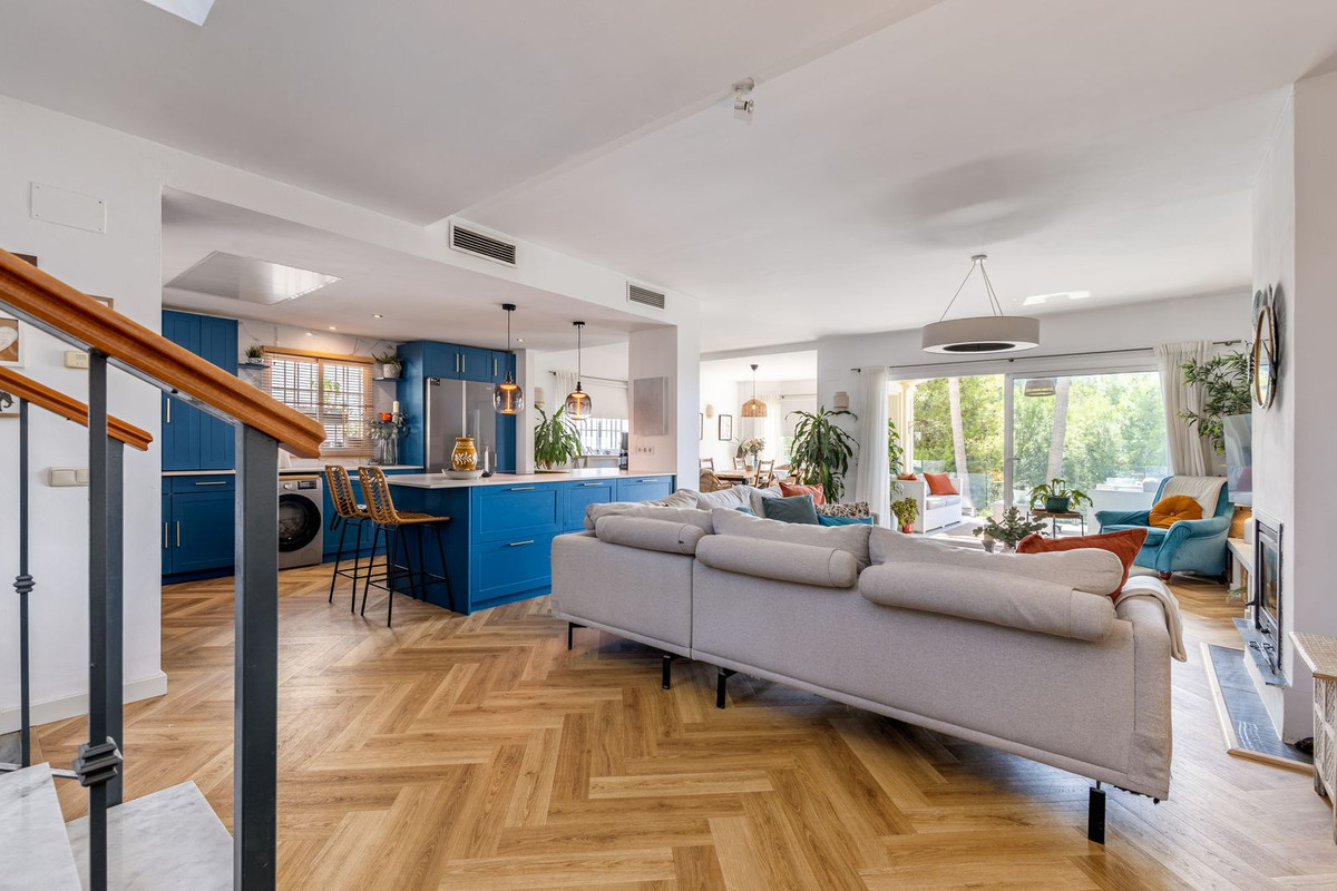 4-slaapkamer villa aan de Frontline van Alhaurín Golf, exclusieve gemeenschap in Alhaurin Golf - foto 2